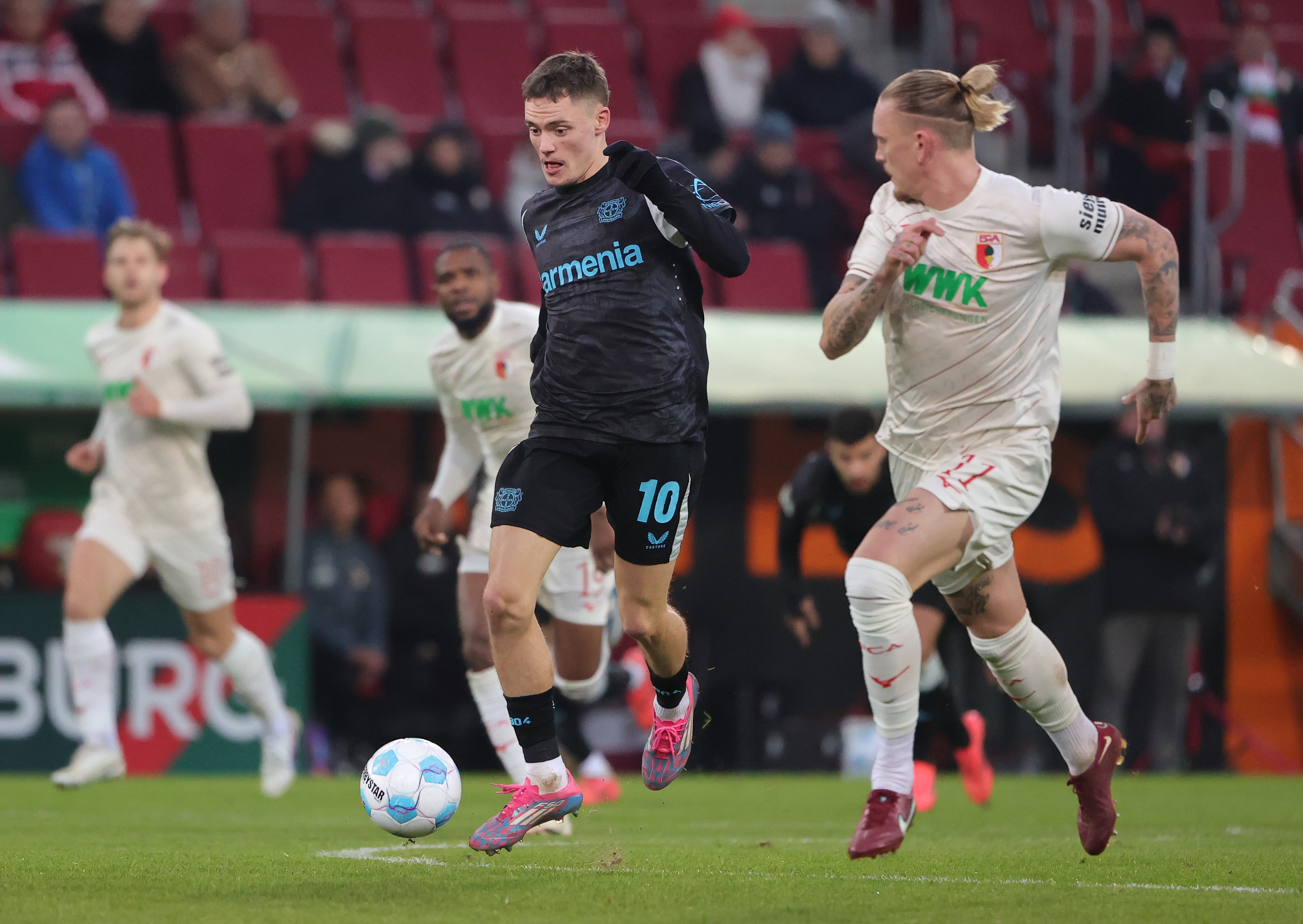 奥格斯堡状态回升，连续场比赛得分不俗的简单介绍